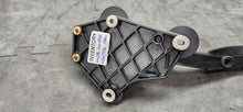 Load image into Gallery viewer, 2005-2009 Ford Mustang GT Manul Clutch, Brake & Gas Pedal Assembly OEM5