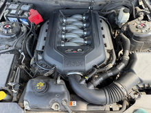 Load image into Gallery viewer, 2012 Ford Mustang 5.0 Coyote Gen1 Engine MT-82 Manual Drivetrain 92k OEM