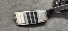 Load image into Gallery viewer, 2005-2009 Ford Mustang GT Manul Clutch, Brake & Gas Pedal Assembly OEM2