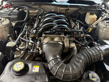 Load image into Gallery viewer, 2008 Ford Mustang GT 4.6L 3V S197 Engine Motor Assembly Complete 114k