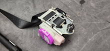 Load image into Gallery viewer, 2015-2017 Ford Mustang GT RH Passenger Coupe Front Seat Belt OEM6