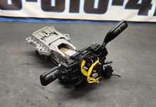 Load image into Gallery viewer, 2018-2023 Ford Mustang GT Steering Column Assembly - OEM0