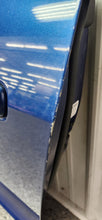 Load image into Gallery viewer, 2005 2009 Ford Mustang GT Convertible LH Driver Door Complete w/Glass "G9" OEM5