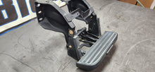 Load image into Gallery viewer, 2011-2014 Ford F-150 RH Passenger Retractable Bed Sidestep OEM5