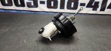 Load image into Gallery viewer, 2010-2015 Chevrolet Camaro SS Brake Booster Master Cylinder OEM0