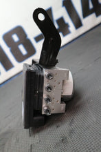 Load image into Gallery viewer, 2018-2023 Ford Mustang GT ABS Module Anti-Lock Brakes "Manual" OEM