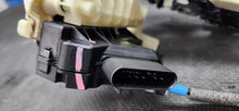 Load image into Gallery viewer, 2015-2023 Ford Mustang GT V6 RH Passenger Door Handle with Latch OEM