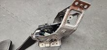Load image into Gallery viewer, 2010-2015 Chevrolet Camaro SS Brake Pedal Assembly "Automatic" OEM