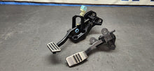 Load image into Gallery viewer, 2018-2023 Ford Mustang GT Pedal Assembly "Automatic" Gas & Brake OEM