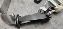 Load image into Gallery viewer, 2005-2009 Ford Mustang GT RH Passenger Coupe Front Seat Belt OEM7
