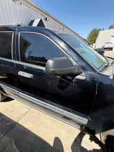 Load image into Gallery viewer, 2008-2010 Jeep Grand Cherokee Passenger Front Door Complete w/Glass "Black" OEM