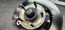 Load image into Gallery viewer, 2011-2014 Ford Mustang GT RH Passenger Front Spindle Knuckle Hub OEM