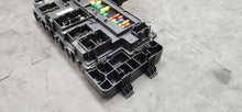 Load image into Gallery viewer, 2016 Ford Mustang GT BCM Body Control Module "Automatic" OEM1