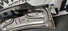 Load image into Gallery viewer, 2005-2009 Ford Mustang Trunk Lid with Spoiler Coupe - OEM6
