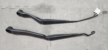 Load image into Gallery viewer, 2010-2015 Chevrolet Camaro Windshield Wiper Arm Set OEM6