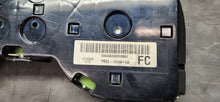 Load image into Gallery viewer, 2005-2009 Ford Mustang GT Speedometer Instrument Gauge Cluster "Automatic" OEM8