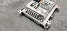 Load image into Gallery viewer, 2021-2022 Dodge Challenger Information 8.4" Display Uconnect Screen OEM6