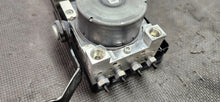 Load image into Gallery viewer, 2017 Ford Mustang GT ABS Module Anti-Lock Brakes "Auto" OEM.4