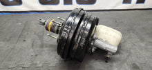 Load image into Gallery viewer, 2005 2009 Ford Mustang GT 4.6 Brake Booster Master Cylinder "Manual" OEM9