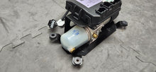 Load image into Gallery viewer, 2012-2015 Chevrolet Camaro Convertible Top Motor Hydraulic Pump OEM4