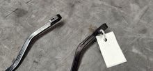 Load image into Gallery viewer, 2005-2009 Ford Mustang LH and RH Front Windshield Wiper Arm Pair OEM5