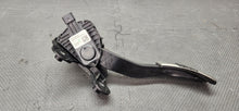 Load image into Gallery viewer, 2015-2023 Ford Mustang Gt Premium Gas Pedal Assembly Oem5