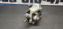 Load image into Gallery viewer, 2024 Ford Mustang GT 5.0 Brake Booster Master Cylinder Manual OEM8
