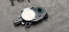 Load image into Gallery viewer, 2018-2023 Ford Mustang GT Air Shuttle Actuator OEM3
