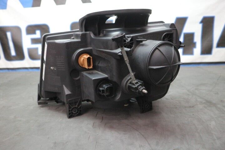 2014-2015 Chevrolet Camaro SS RH Passenger "23162556" HID Headlight OEM