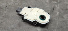 Load image into Gallery viewer, 2018-2023 Ford Mustang GT Air Shuttle Actuator JR3B8476AD - OEM4

