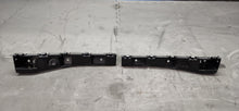 Load image into Gallery viewer, 2015-2017 Ford Mustang LH/RH Fender Mounting Brackets OEM0
