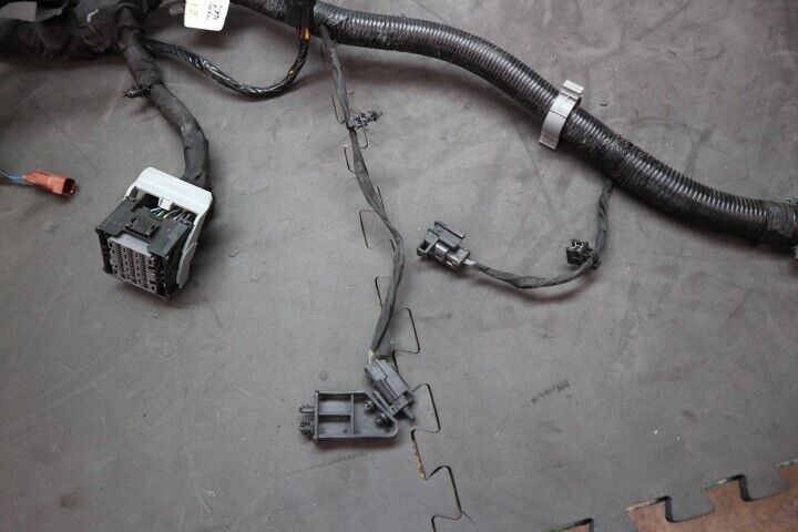 2021 Mustang GT Fuse Box w/Engine Bay Harness OEM