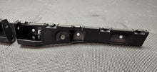 Load image into Gallery viewer, 2015-2017 Ford Mustang LH/RH Fender Rocker Panel Bracket OEM1
