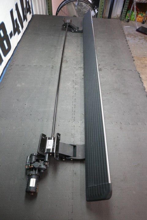 2015-2023 F150 King Ranch crew cab Power Folding Running Board LH OEM