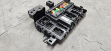 Load image into Gallery viewer, 2017 Ford Mustang GT BCM Body Control Module "Automatic" OEM2
