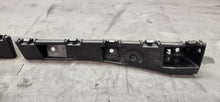 Load image into Gallery viewer, 2015-2017 Ford Mustang LH/RH Fender Mounting Brackets OEM1
