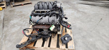 Load image into Gallery viewer, 2005-2009 Ford Mustang GT Engine 4.6L 90k Miles OEM
