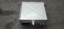 Load image into Gallery viewer, 2010-2012 Chevrolet Camaro Radio Unit Climate Control Module 92235960 OEM6
