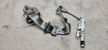 Load image into Gallery viewer, 2018-2023 Ford Mustang RH Passenger Front Seat Belt OEM8
