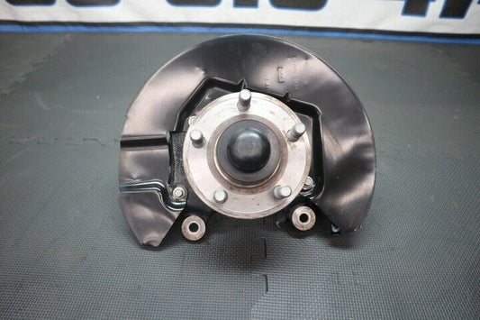 2015 2017 Ford Mustang GT 5.0 LH Driver Front Spindle Knuckle Hub OEM