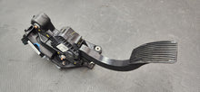 Load image into Gallery viewer, 2011-2014 Ford F-150 4x4 Gas Pedal Assembly OEM2
