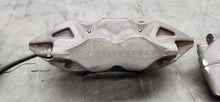 Load image into Gallery viewer, 2016-2023 Chevrolet Camaro SS Rear Brembo Brake Caliper Pair OEM1
