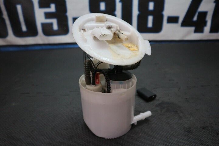 2011-2014 Ford Mustang GT Fuel Tank Sending Unit Pump OEM