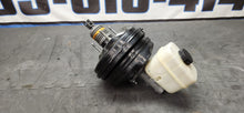 Load image into Gallery viewer, 2005 2009 Ford Mustang GT 4.6 Brake Booster Master Cylinder "Manual" OEM8
