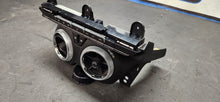 Load image into Gallery viewer, 2016-2023 Chevrolet Camaro SS Temperature HVAC AC Controls OEM
