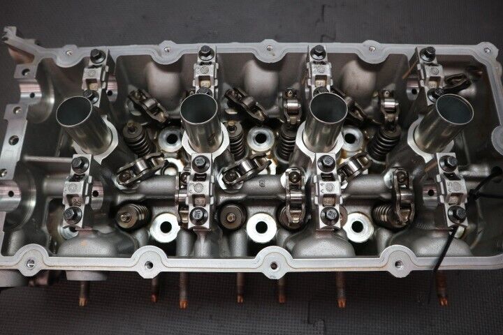 2013-2014 Ford Mustang GT Coyote GEN 1 LH and RH Cylinder Head SET OEM