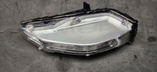 Load image into Gallery viewer, 2018-2023 Mustang GT RH Passenger Side Turn Signal Light Fog Light LED OEM4
