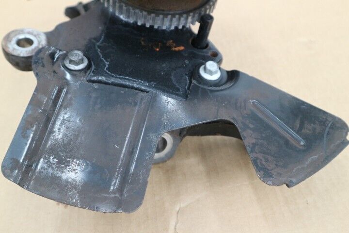 2015-2017 Ford Mustang GT 5.0 RH Passenger Front Spindle Knuckle Hub - OEM