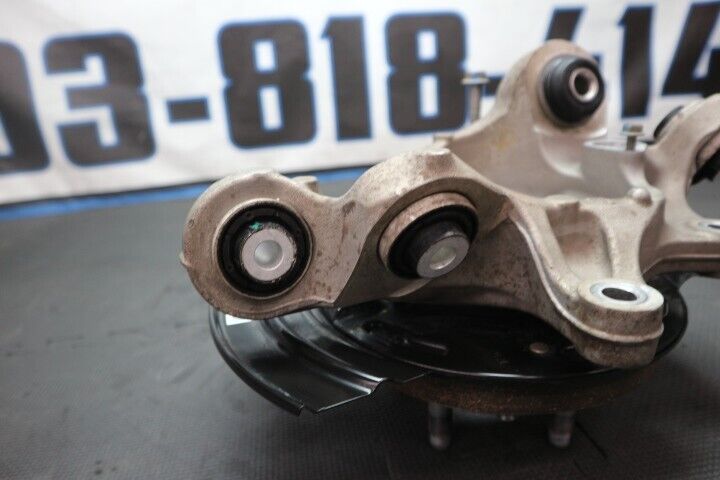 2016-2023 Chevrolet Camaro SS RH Passenger Rear Spindle Knuckle OEM