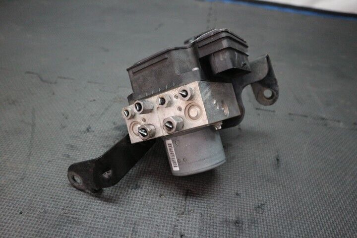 2013-2014 Ford Mustang GT ABS Brake Pump Module Control "Automatic" OEM